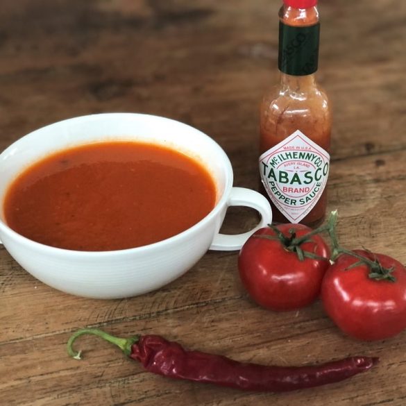 Pittige tomaat paprika soep